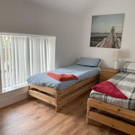 1 Fitzhamon Embankment Apartments Opposite Principality Stadium - Long Stay Offer Cardiff Exterior photo